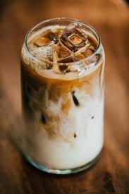 ايس لاتيه - ice latte (فانيليا - Vanilla)